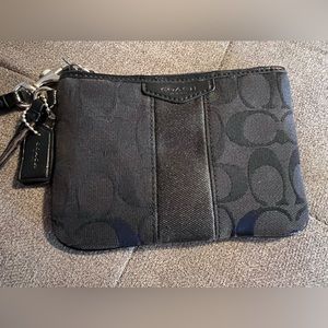 COACH women’s wristlet